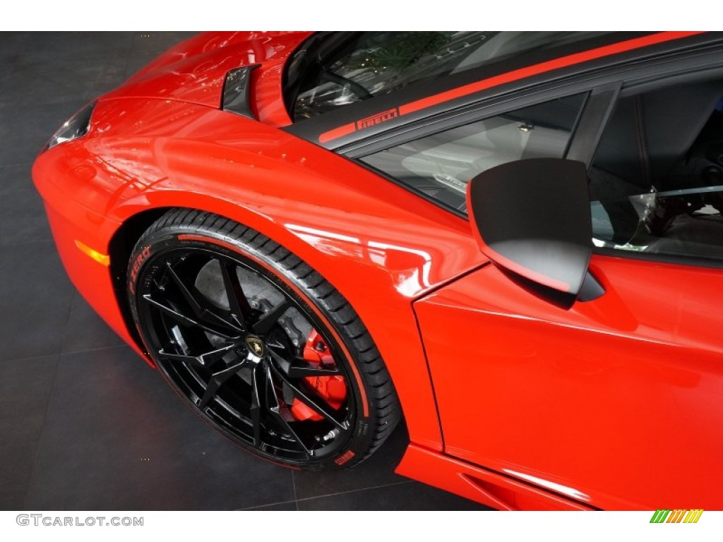 Rosso Mars (Red) 2015 Lamborghini Aventador LP700-4 Pirelli Edition Exterior Photo #106252719