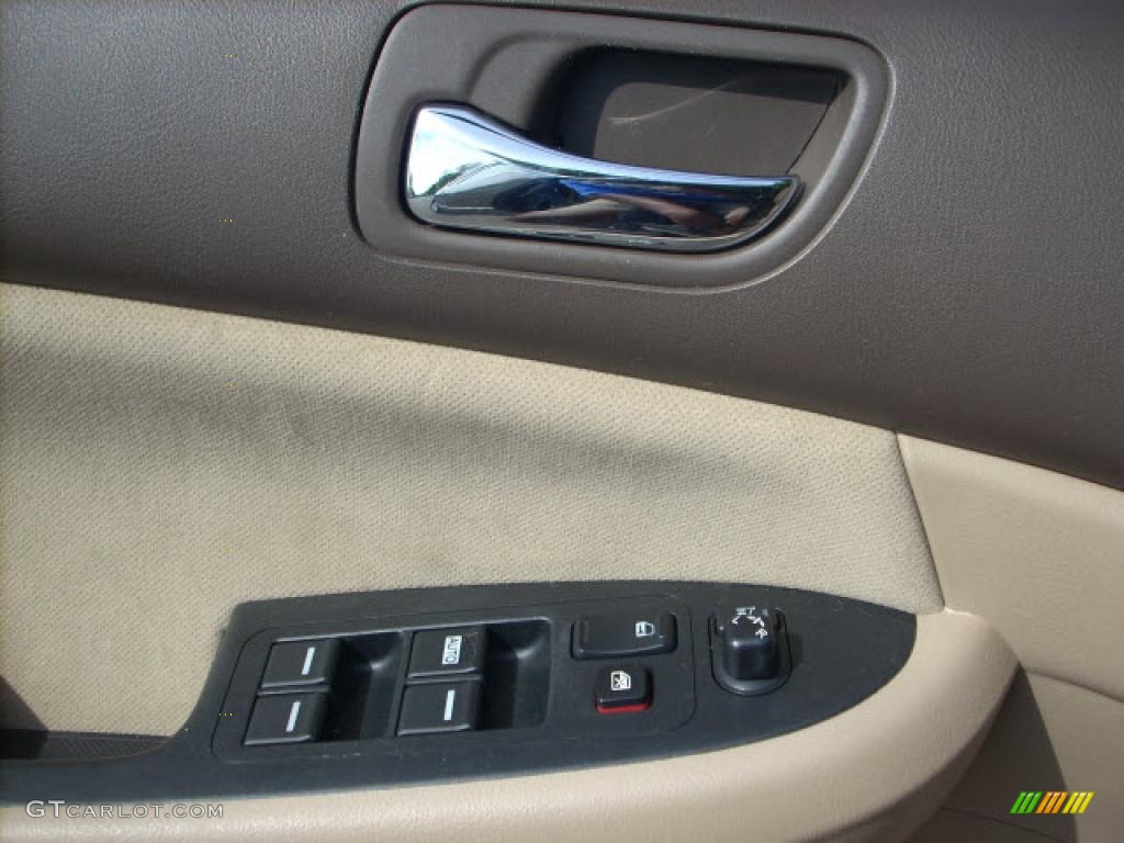 2007 Accord LX V6 Sedan - Carbon Bronze Pearl / Ivory photo #18