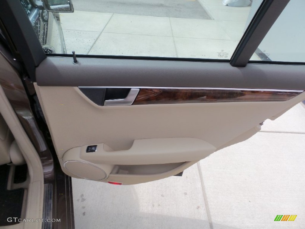 2013 C 300 4Matic Luxury - Dolomite Brown Metallic / Almond Beige photo #6