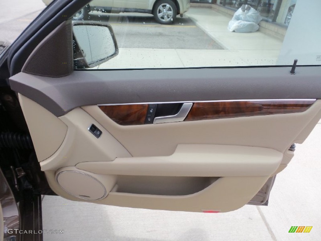2013 C 300 4Matic Luxury - Dolomite Brown Metallic / Almond Beige photo #8