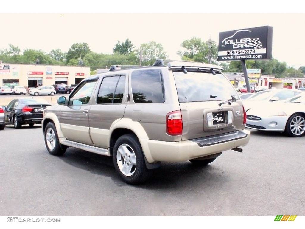 2002 QX4 4x4 - Golden Sand Metallic / Stone Beige photo #5