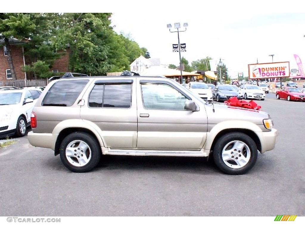 Golden Sand Metallic 2002 Infiniti QX4 4x4 Exterior Photo #106264179