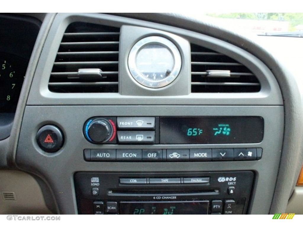 2002 QX4 4x4 - Golden Sand Metallic / Stone Beige photo #17