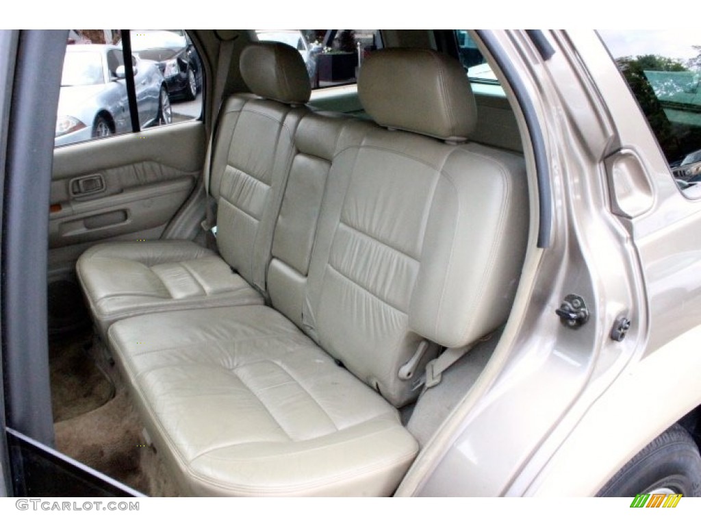 2002 QX4 4x4 - Golden Sand Metallic / Stone Beige photo #24