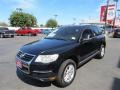 Black Uni - Touareg 2 VR6 Photo No. 4