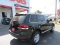Black Uni - Touareg 2 VR6 Photo No. 8