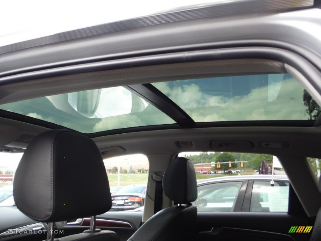 2012 Audi Q5 3.2 FSI quattro Sunroof Photos
