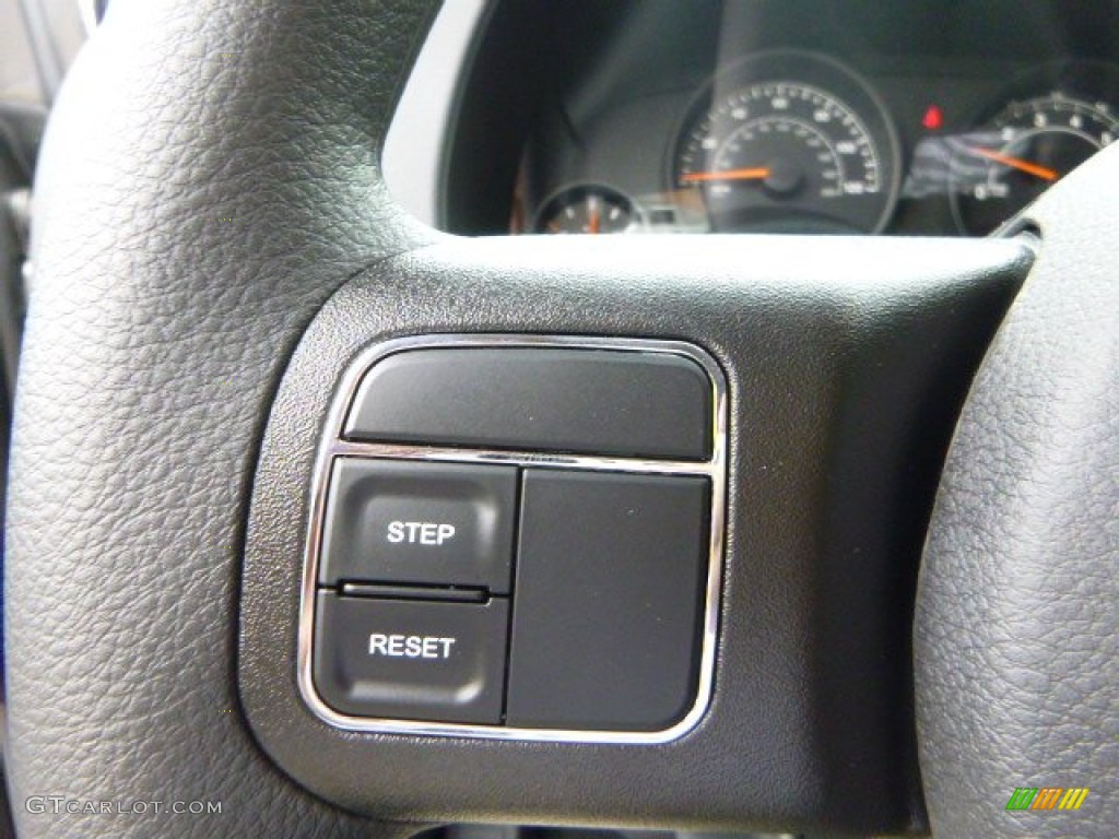 2016 Jeep Compass Sport 4x4 Controls Photo #106270649
