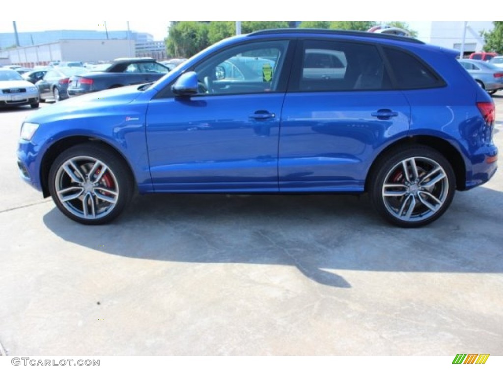 Sepang Blue Pearl 2016 Audi SQ5 Premium Plus 3.0 TFSI quattro Exterior Photo #106272110