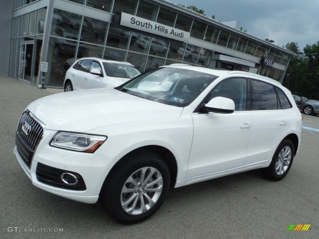 2016 Q5 2.0 TFSI Premium quattro - Ibis White / Black photo #1