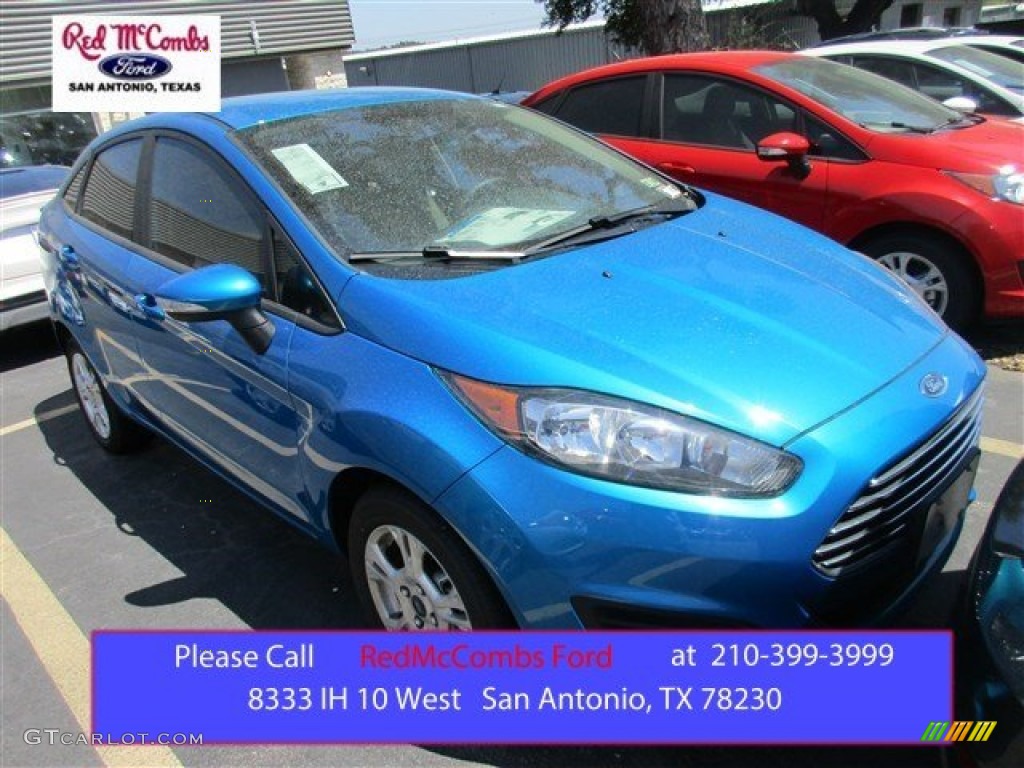 2015 Fiesta SE Sedan - Blue Candy Metallic / Medium Light Stone photo #1