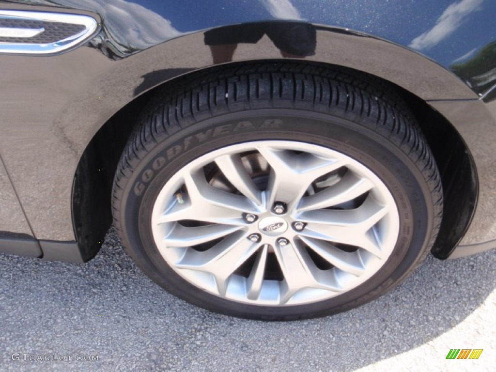 2015 Taurus Limited - Tuxedo Black Metallic / Charcoal Black photo #3