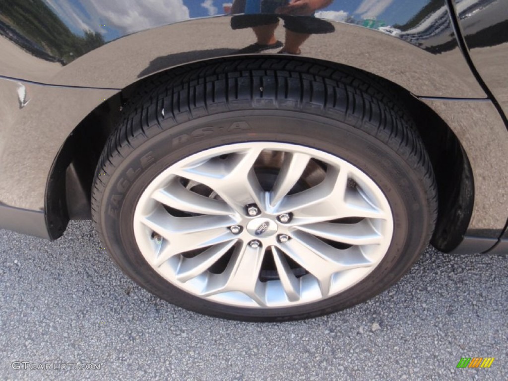 2015 Taurus Limited - Tuxedo Black Metallic / Charcoal Black photo #4