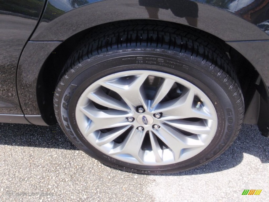 2015 Taurus Limited - Tuxedo Black Metallic / Charcoal Black photo #10
