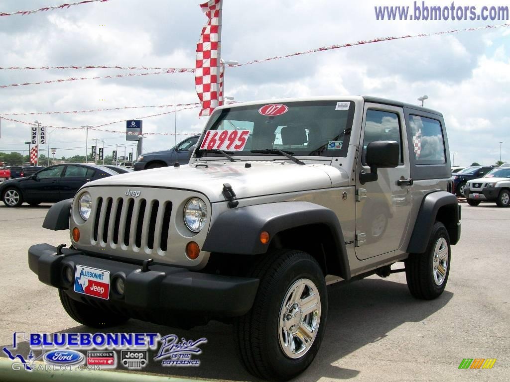 Light Graystone Pearl Jeep Wrangler