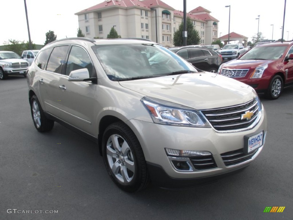 2016 Champagne Silver Metallic Chevrolet Traverse Ltz Awd