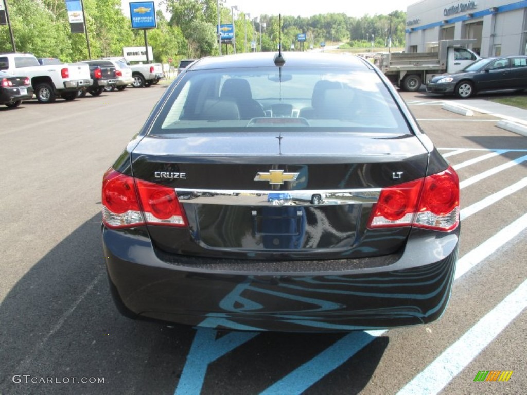 2016 Cruze Limited LT - Black Granite Metallic / Jet Black photo #5