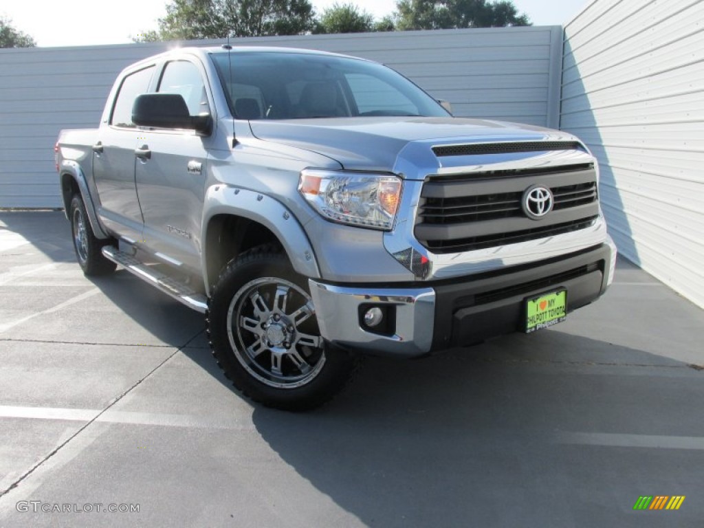 2015 Tundra SR5 CrewMax 4x4 - Silver Sky Metallic / Graphite photo #1