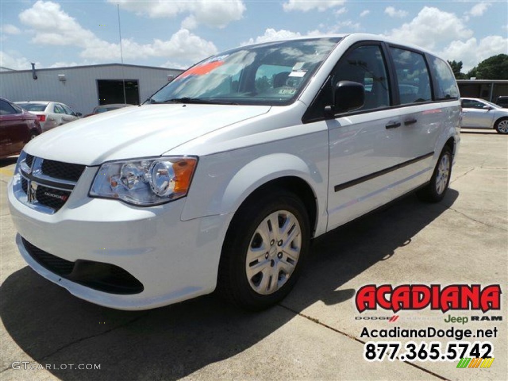 2015 Grand Caravan American Value Package - Bright White / Black/Sandstorm photo #1