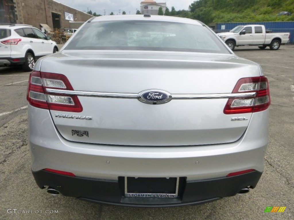 2015 Taurus SEL - Ingot Silver Metallic / Charcoal Black photo #4