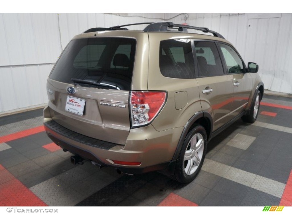 2009 Forester 2.5 X Premium - Topaz Gold Metallic / Black photo #8