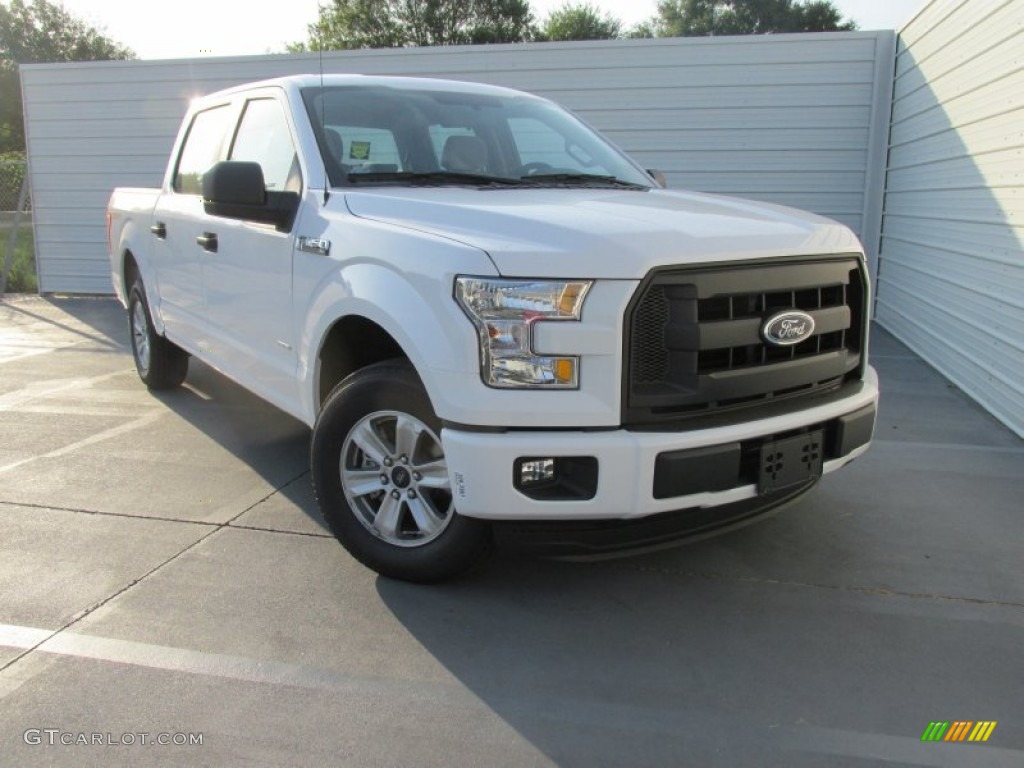 2015 F150 XL SuperCrew - Oxford White / Medium Earth Gray photo #1