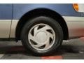 1998 Toyota Sienna LE Wheel and Tire Photo