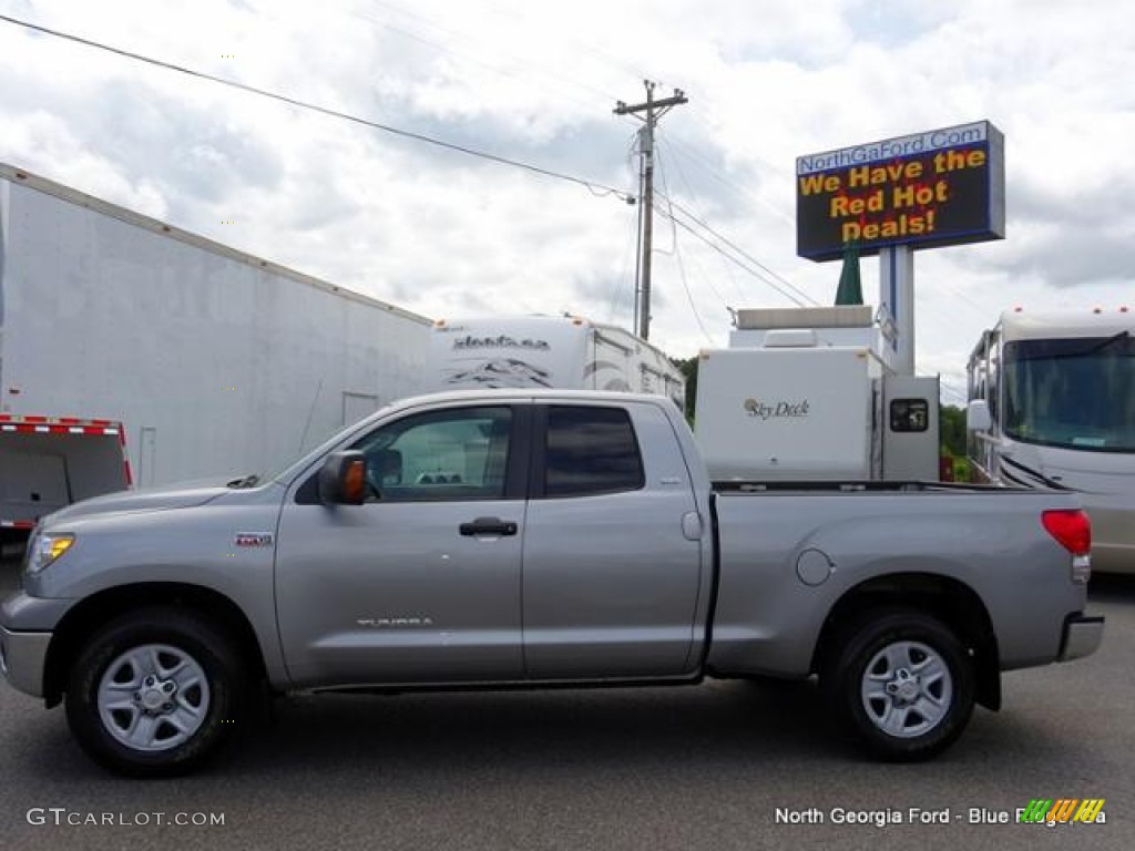 2008 Tundra SR5 Double Cab 4x4 - Silver Sky Metallic / Black photo #2