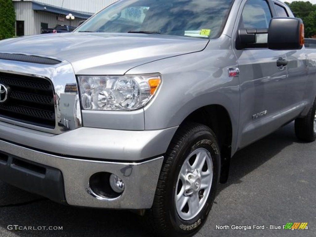 2008 Tundra SR5 Double Cab 4x4 - Silver Sky Metallic / Black photo #29