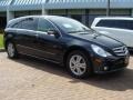 Majestic Black Metallic - R 350 4Matic Photo No. 3