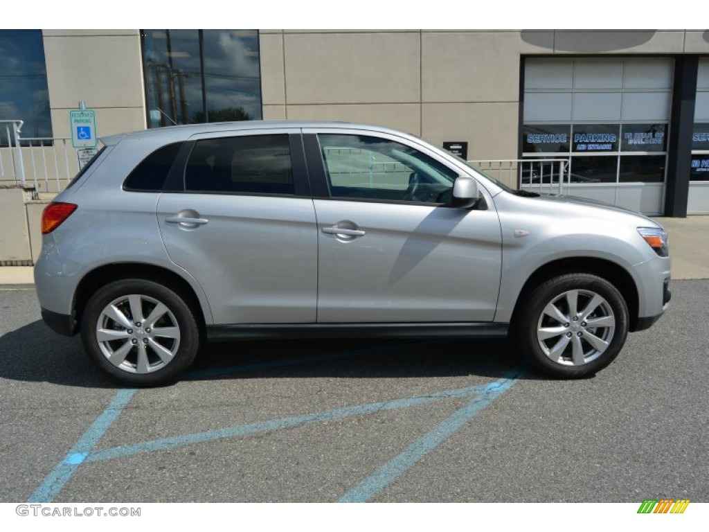 2015 Outlander Sport ES - Quick Silver / Black photo #2