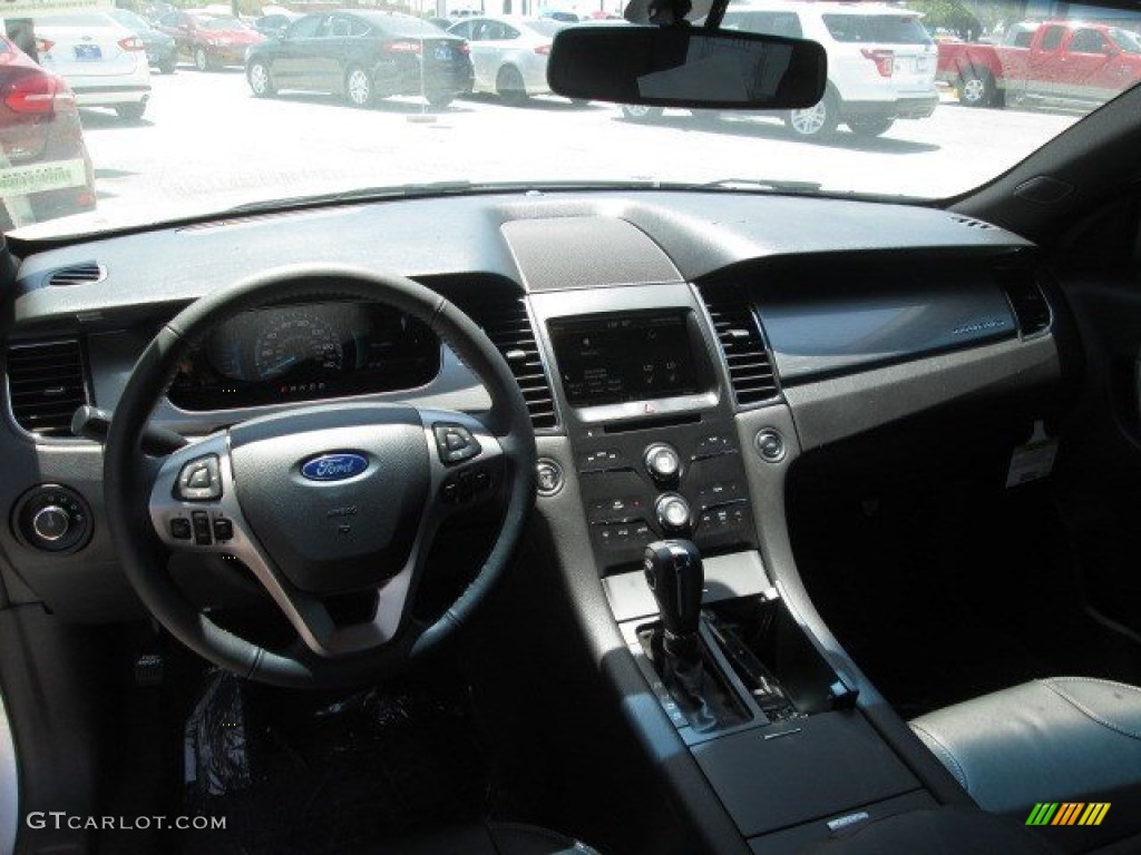 2015 Taurus SEL - Ingot Silver Metallic / Charcoal Black photo #8
