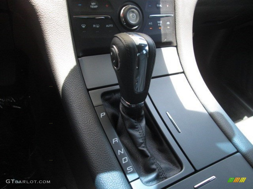 2015 Taurus SEL - Ingot Silver Metallic / Charcoal Black photo #11