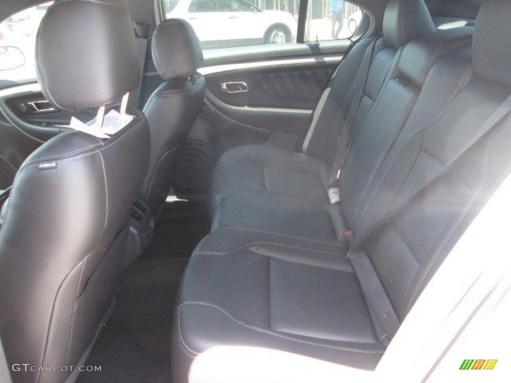 2015 Taurus SEL - Ingot Silver Metallic / Charcoal Black photo #16