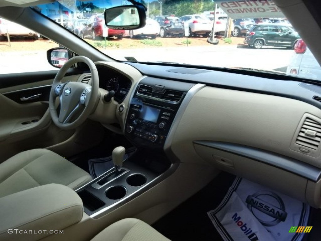 2015 Altima 2.5 SV - Storm Blue / Beige photo #16