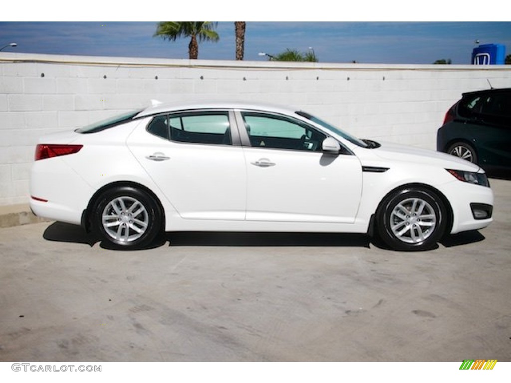 2013 Optima LX - Snow White Pearl / Beige photo #8