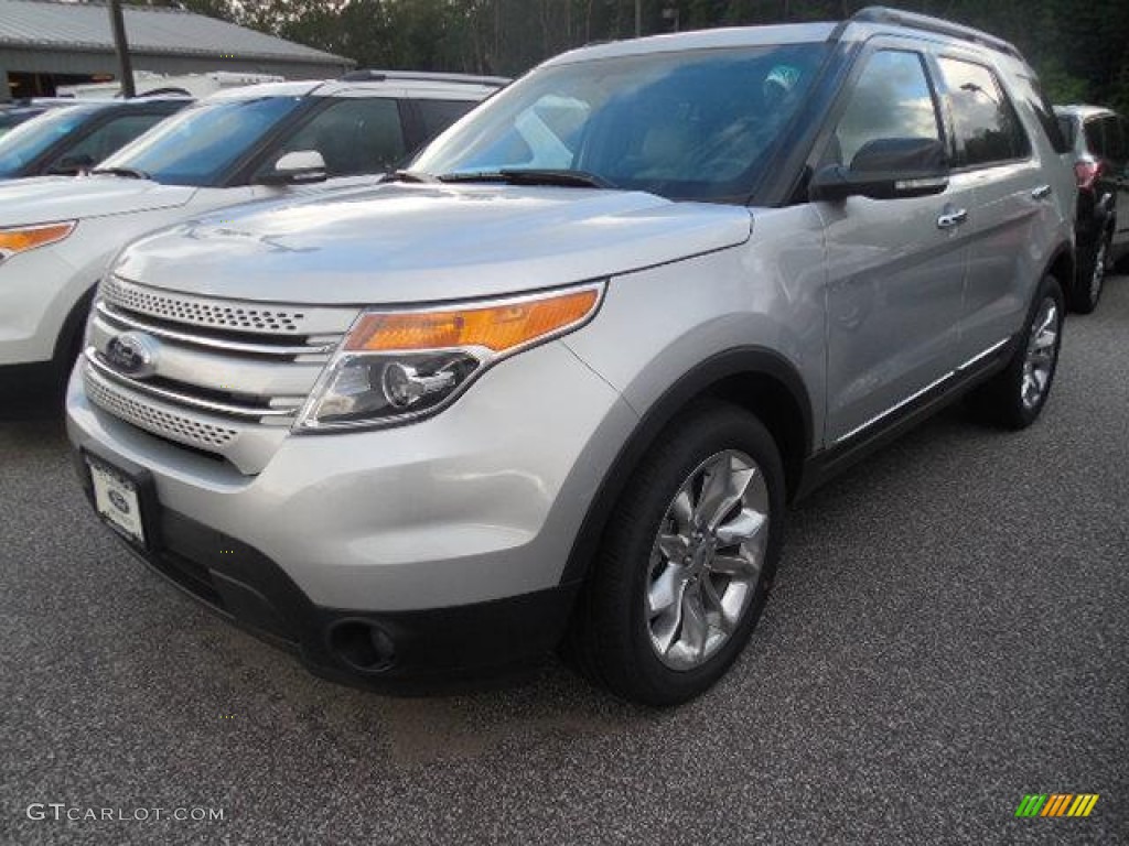 2015 Explorer XLT 4WD - Ingot Silver / Medium Light Stone photo #1