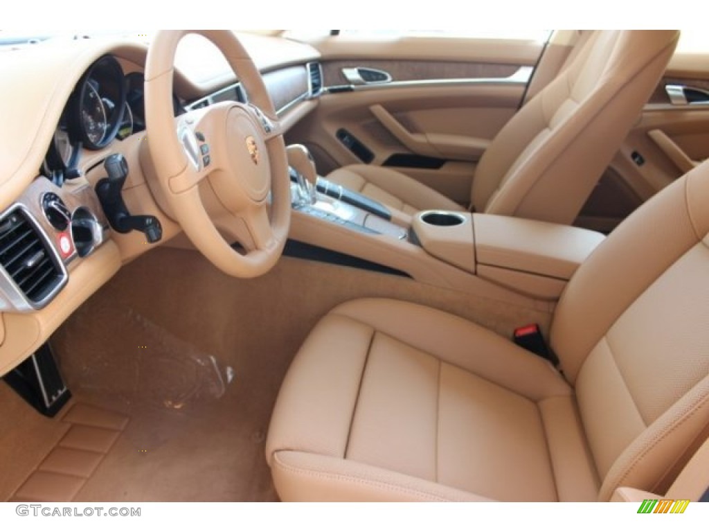 2016 Porsche Panamera Standard Panamera Model Front Seat Photo #106321484