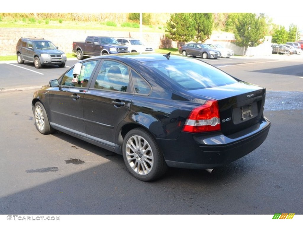 2005 S40 T5 - Black / Off Black photo #4