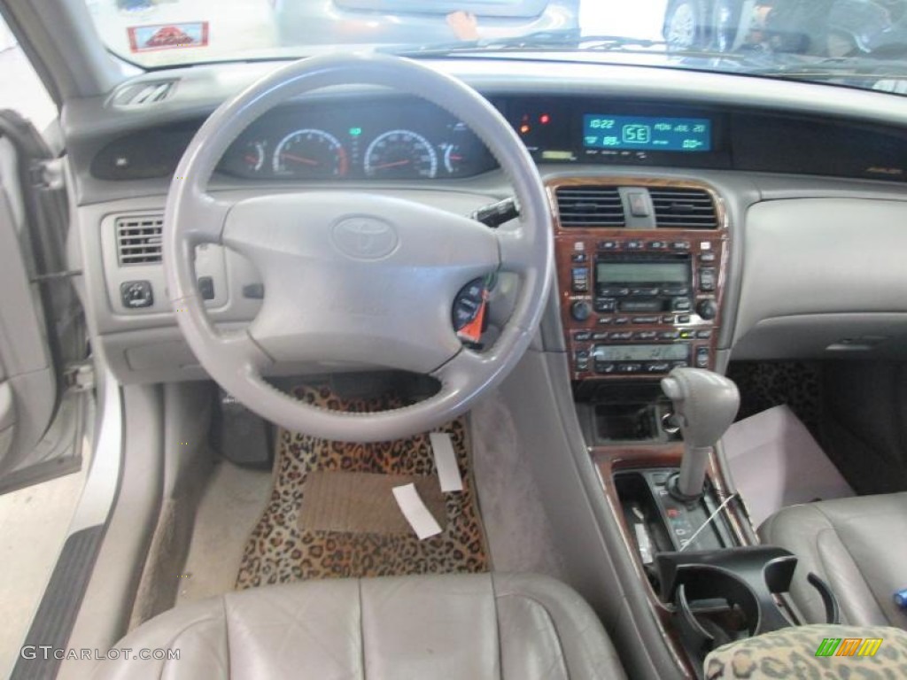 2001 Avalon XLS - Lunar Mist Metallic / Stone photo #6