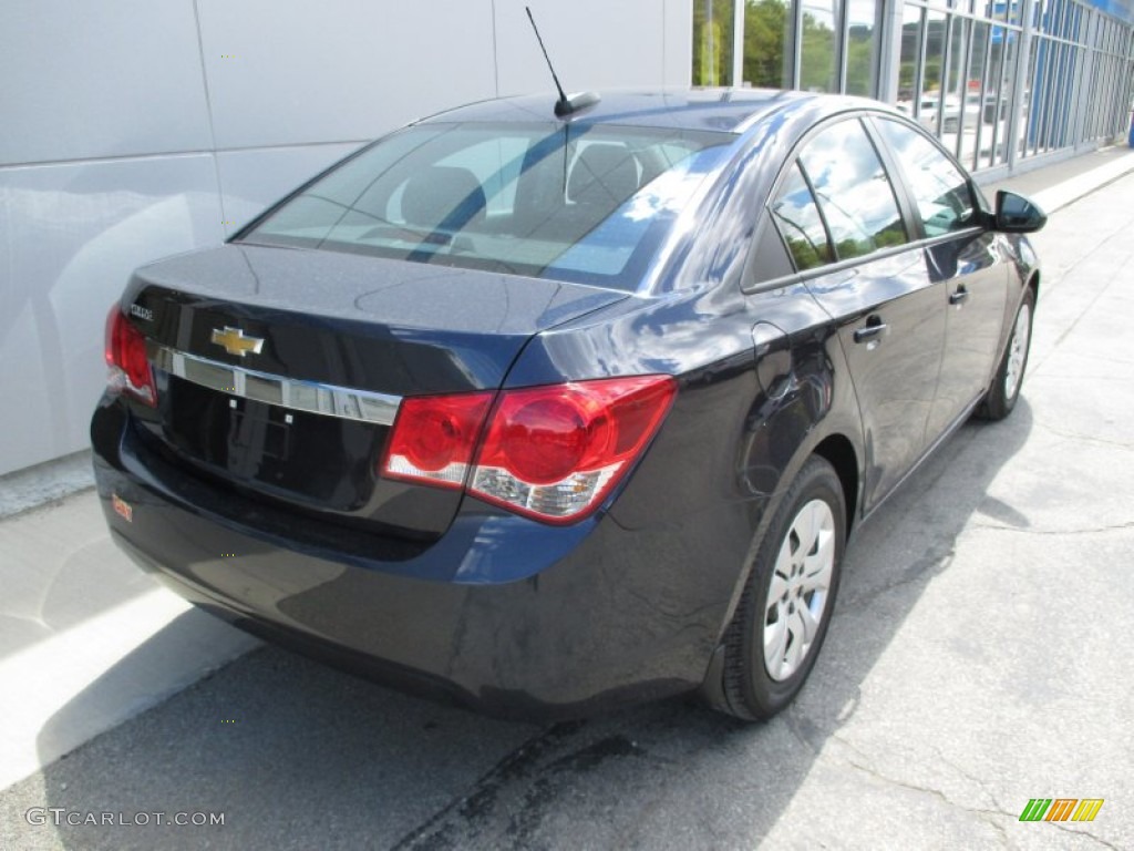 2016 Cruze Limited LS - Blue Ray Metallic / Jet Black/Medium Titanium photo #4