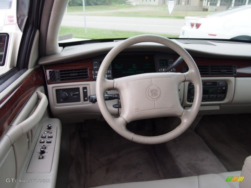 1996 DeVille Sedan - White / Neutral Shale photo #7