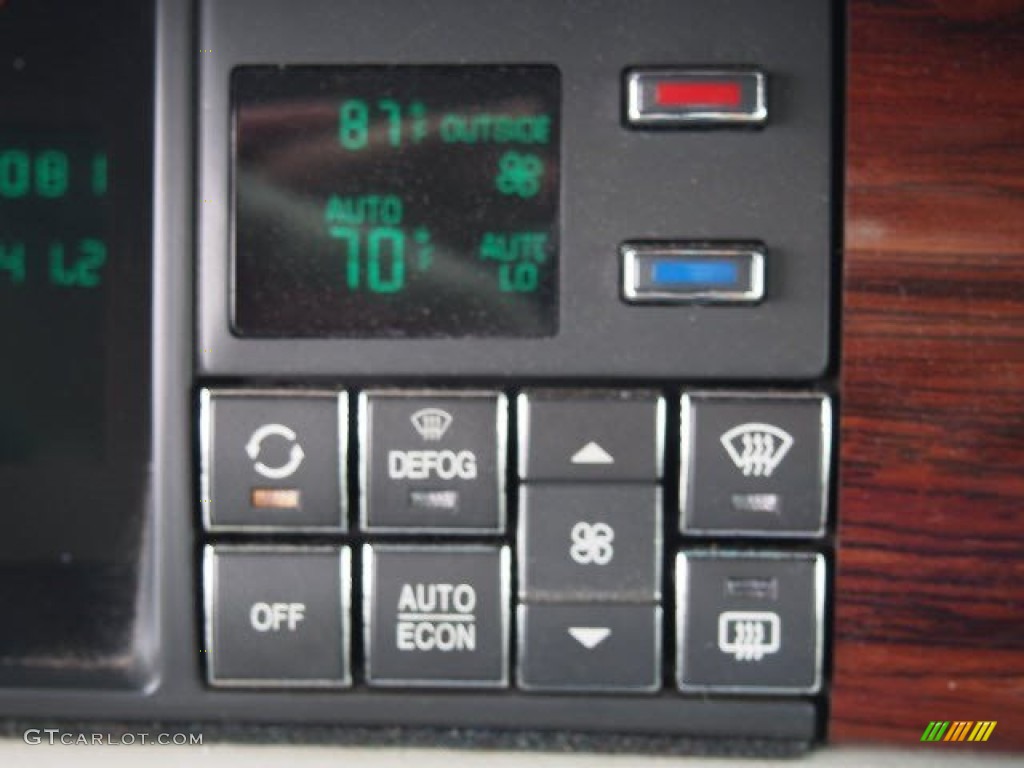 1996 DeVille Sedan - White / Neutral Shale photo #14