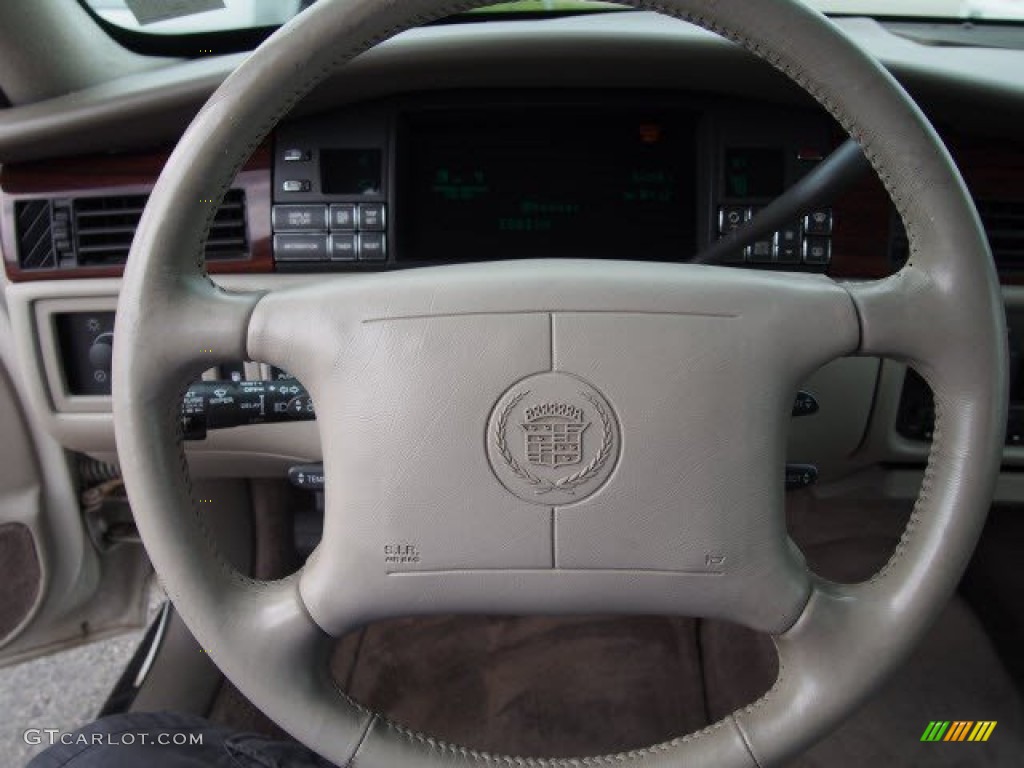 1996 DeVille Sedan - White / Neutral Shale photo #20