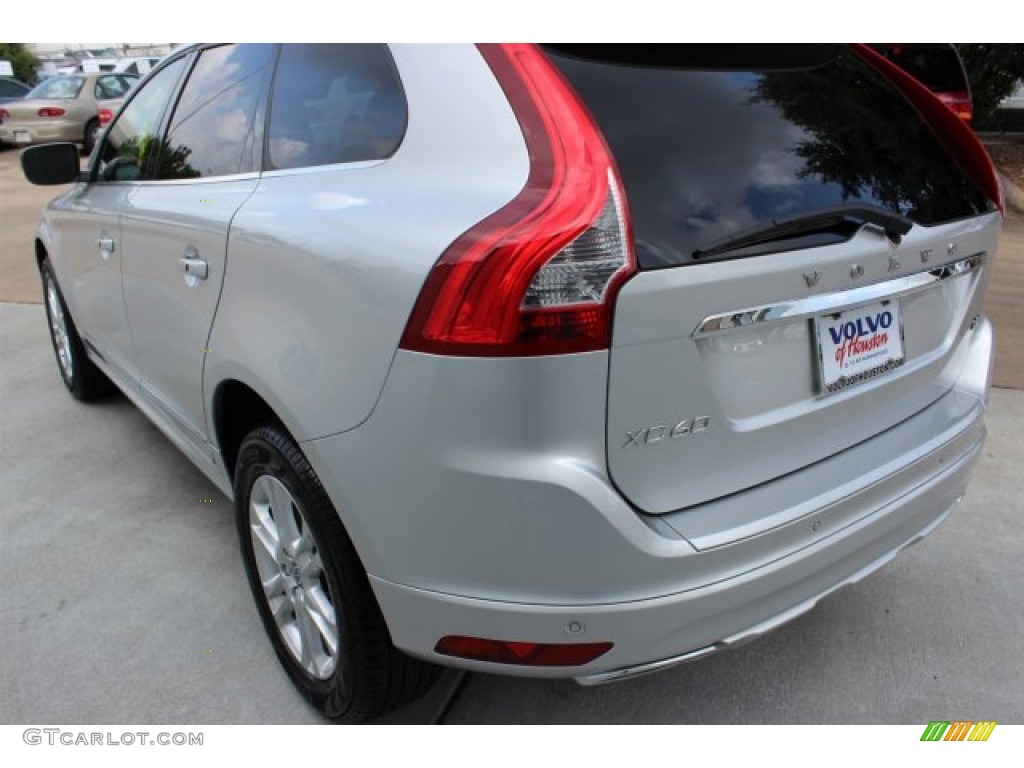 2015 XC60 T5 Drive-E - Bright Silver Metallic / Off Black photo #7