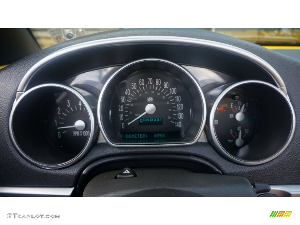 2004 SSR  - Slingshot Yellow / Ebony photo #23