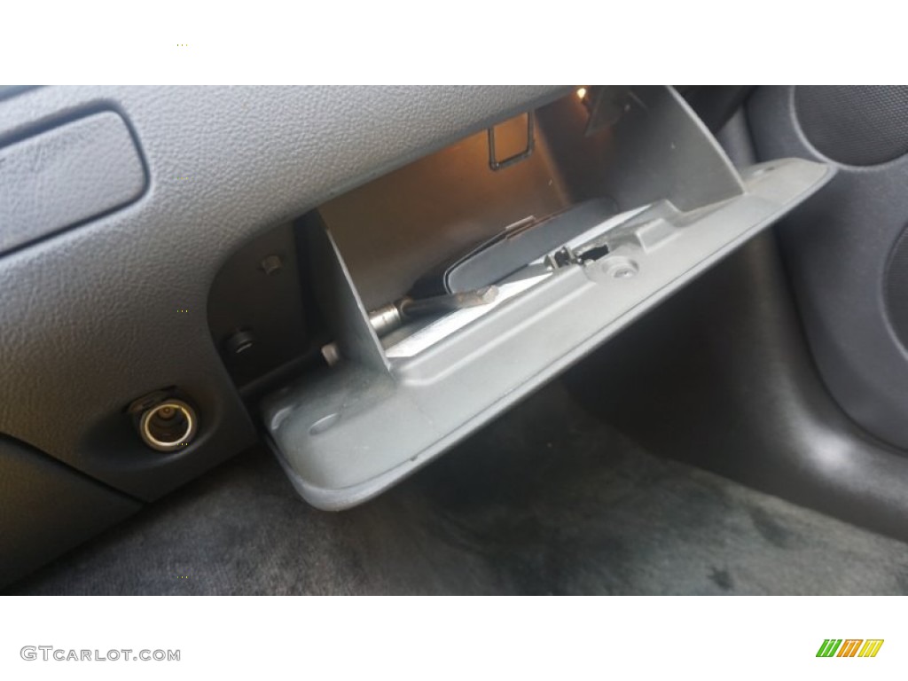 2004 SSR  - Slingshot Yellow / Ebony photo #32