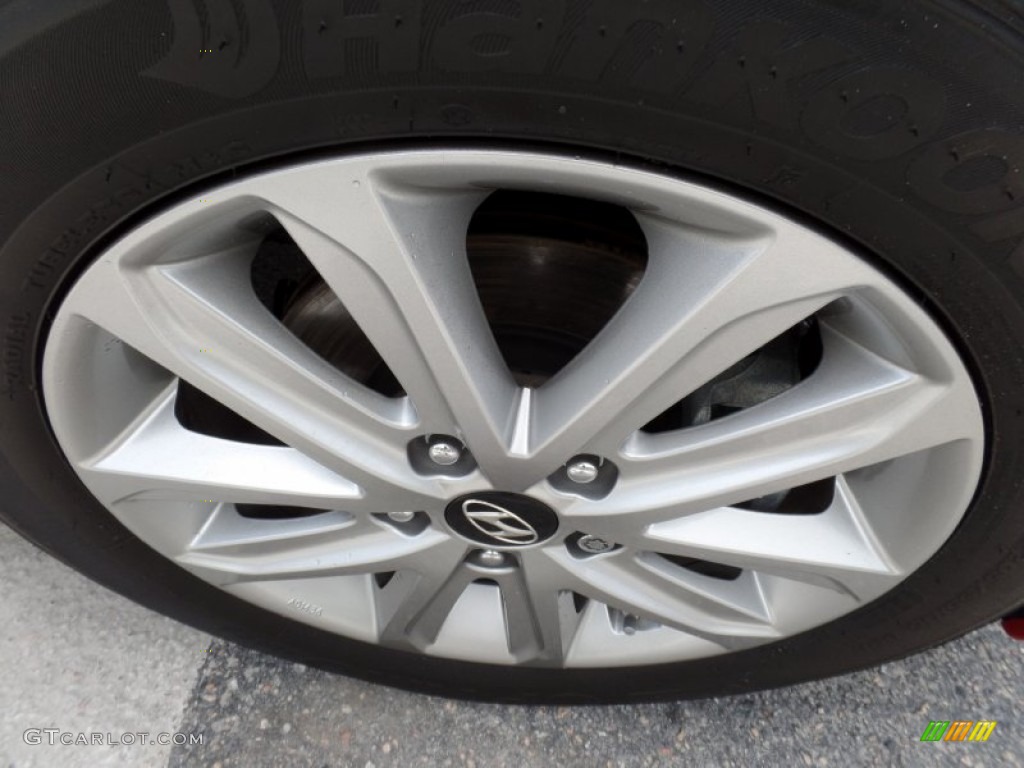 2015 Elantra SE Sedan - Geranium Red / Black photo #7