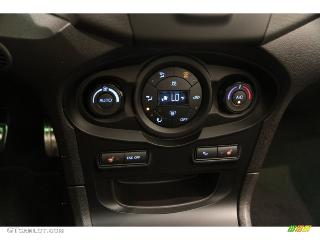 2014 Ford Fiesta ST Hatchback Controls Photo #106331711