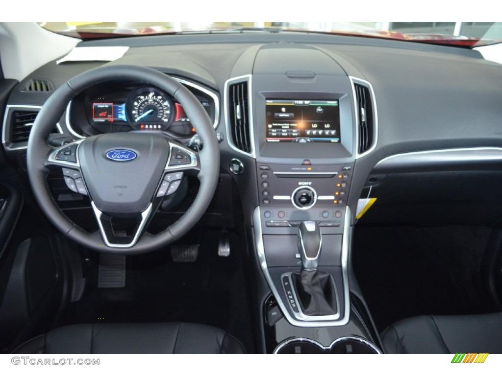 2015 Ford Edge Titanium Dashboard Photos